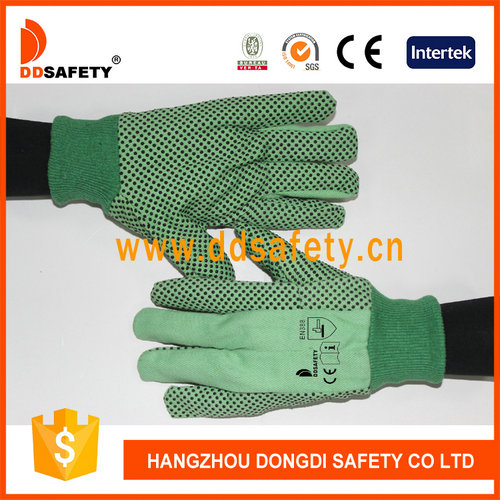 Зеленый горошек перчатки
